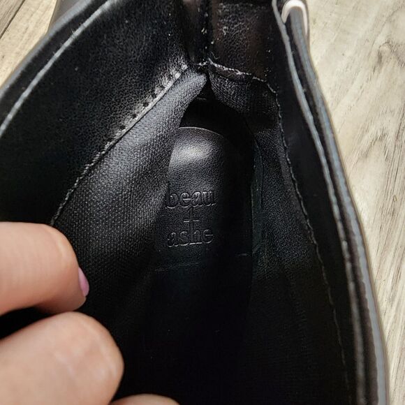 Beau & Ashe Tisha Black Bootie with White Piping Woman's Size 8 - Picture 8 of 9